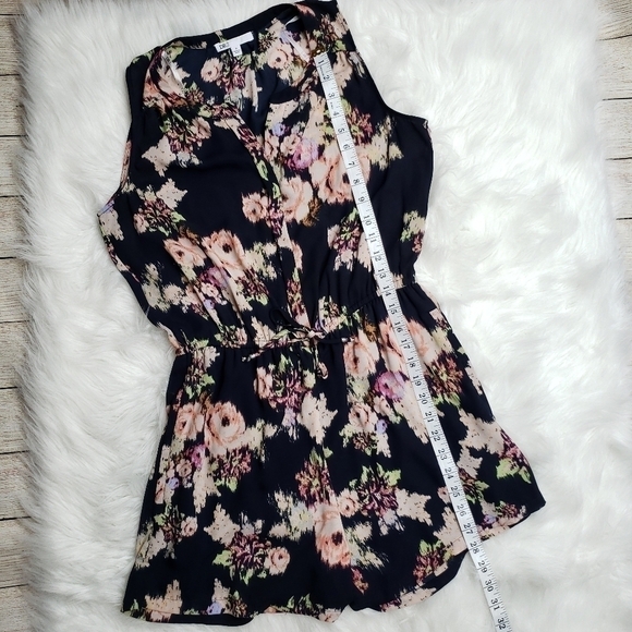 Dr2 Dark Blue Floral Romper Small - Picture 5 of 6
